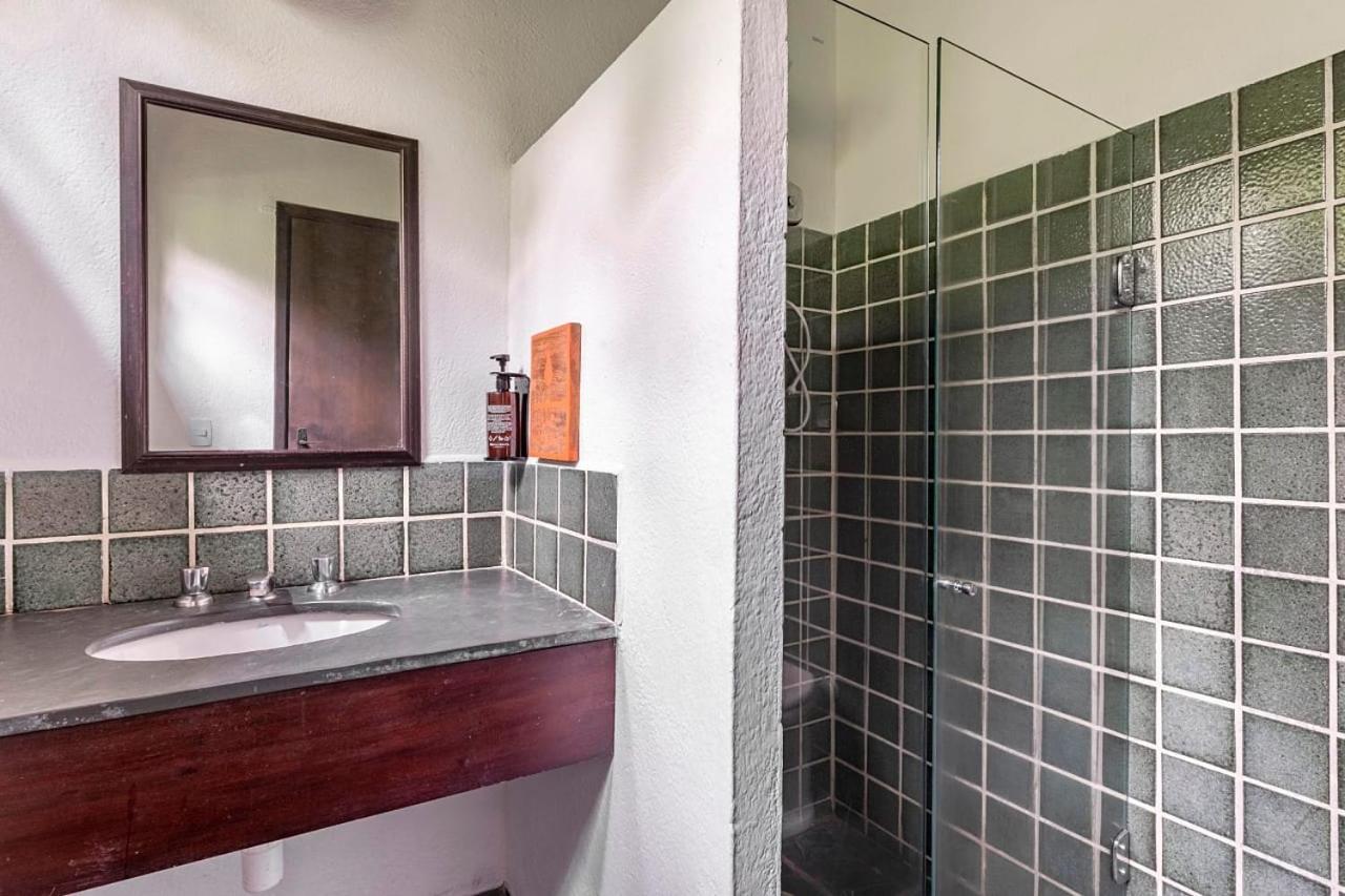 פאראטי Garden Hotel Boutique מראה חיצוני תמונה