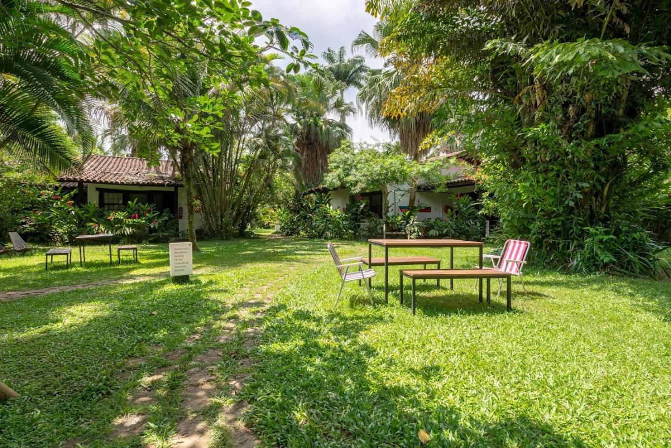 פאראטי Garden Hotel Boutique מראה חיצוני תמונה